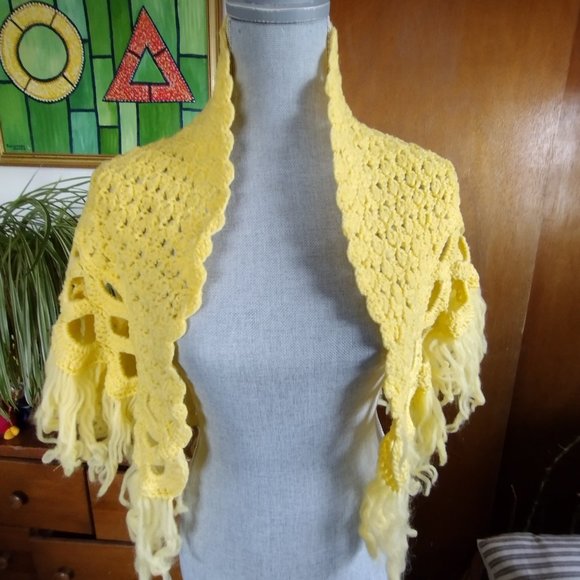 Accessories - Women's Vintage 70's Boho Hippie Retro Handmade Crochet Shawl